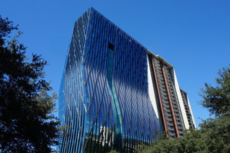 Torre Chroma